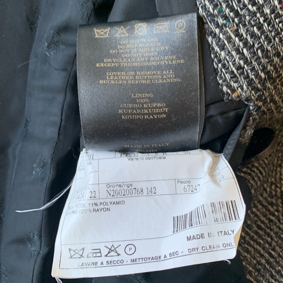 Burberry men’s long coat - Picture 8 of 8